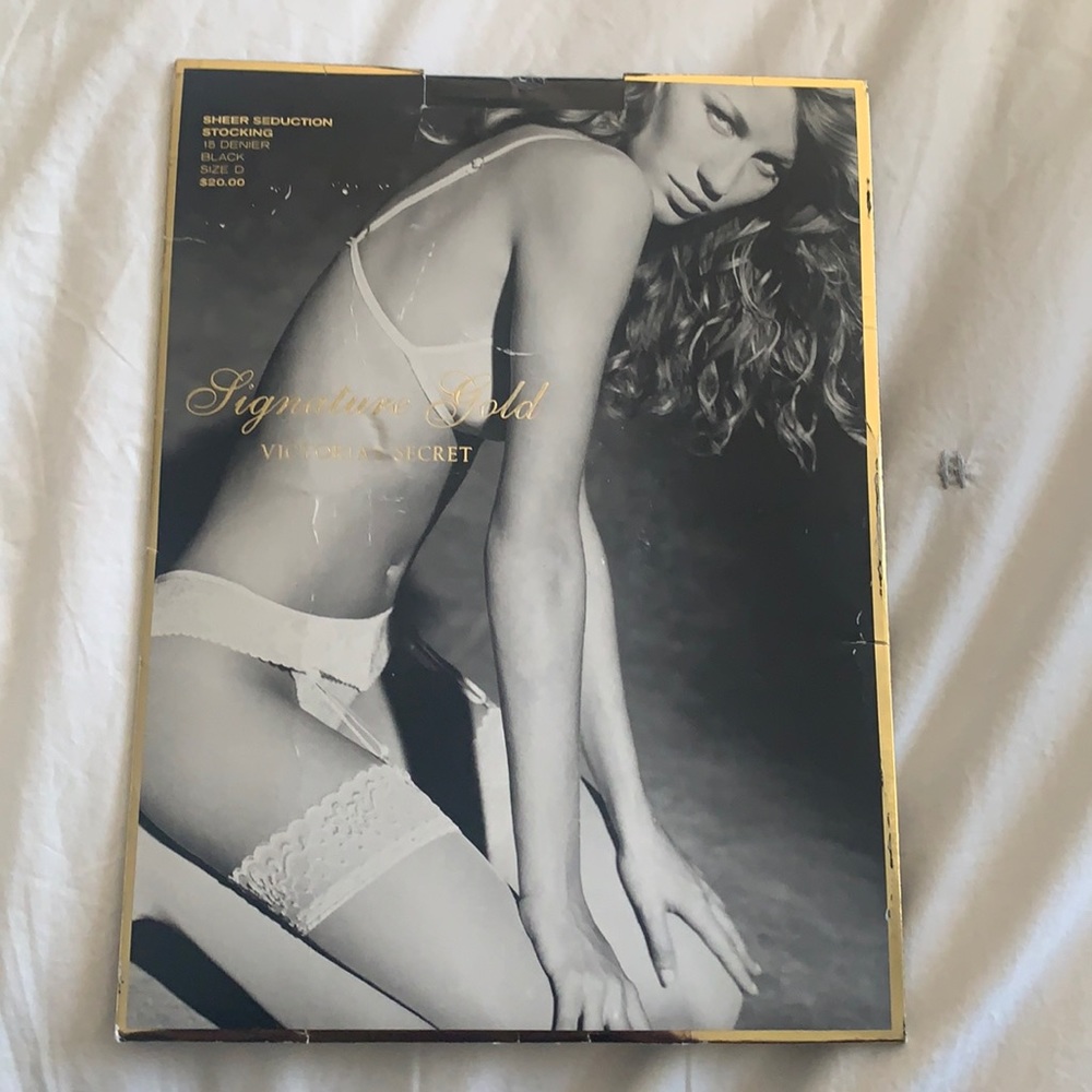 Victoria’s Secret sheer seduction stockings-size D